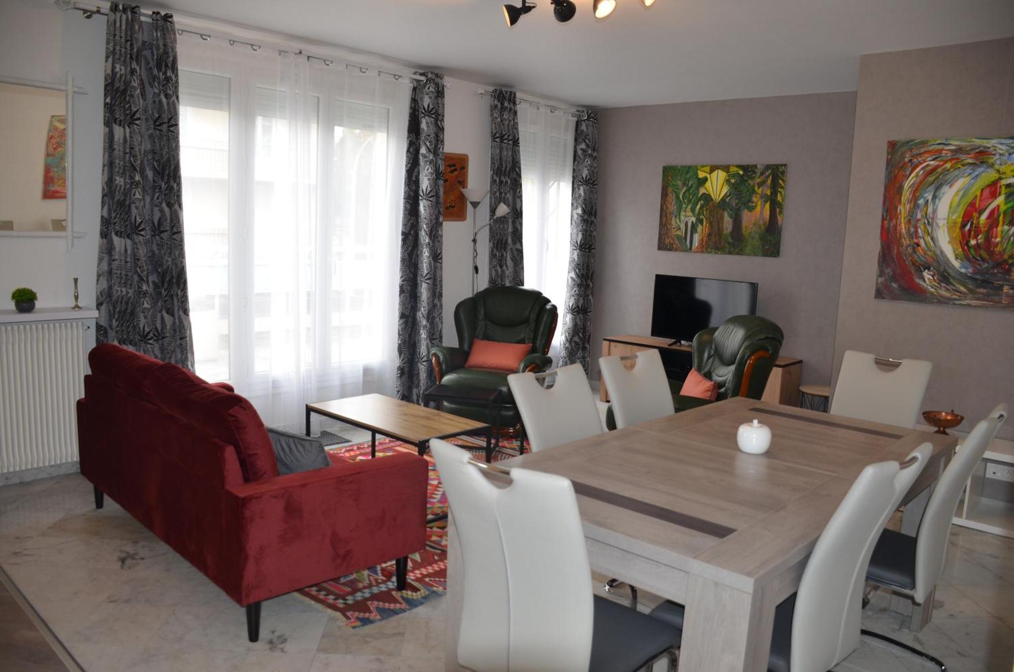 Spacious Flat Close To The Railway Station * Troyes